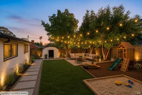 Exterior - 620 Corcoran Ave, Vallejo, CA 94589 photo 7 of 7