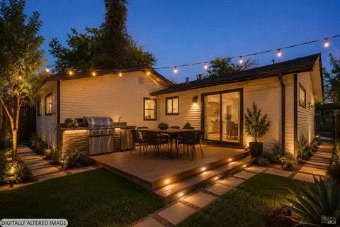 Exterior - 620 Corcoran Ave, Vallejo, CA 94589 photo 5 of 7
