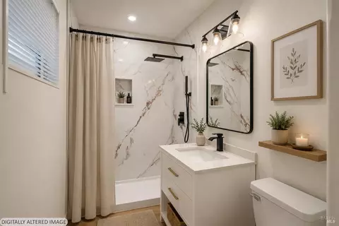 Bath - 620 Corcoran Ave, Vallejo, CA 94589 photo 3 of 3