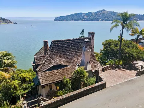 View/Area - 246 Beach Rd, Belvedere, CA 94920 photo 6 of 6