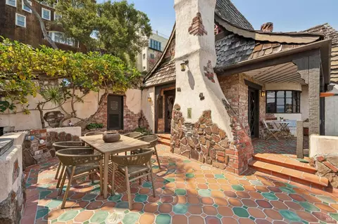 Exterior - 246 Beach Rd, Belvedere, CA 94920 photo 5 of 11