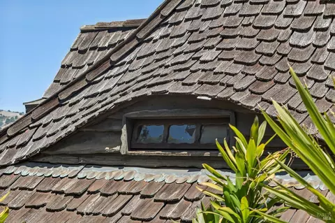 Exterior - 246 Beach Rd, Belvedere, CA 94920 photo 10 of 11