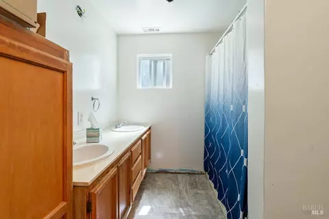 Bath - 841 Benicia Rd, Vallejo, CA 94591 photo 1 of 3
