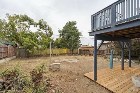 Exterior - 841 Benicia Rd, Vallejo, CA 94591 photo 5 of 8