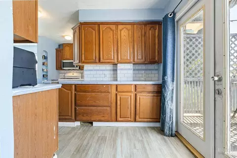 Kitchen - 841 Benicia Rd, Vallejo, CA 94591 photo 3 of 4