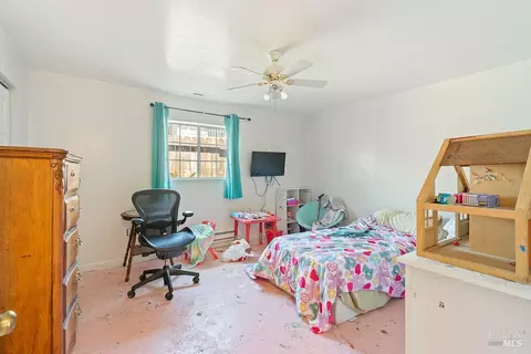 Bedroom - 841 Benicia Rd, Vallejo, CA 94591 photo 1 of 4