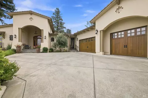 3936 Skyfarm Dr, Santa Rosa, CA 95403