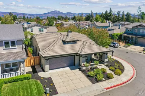 58 Skipping Rock Way, Napa, CA 94558