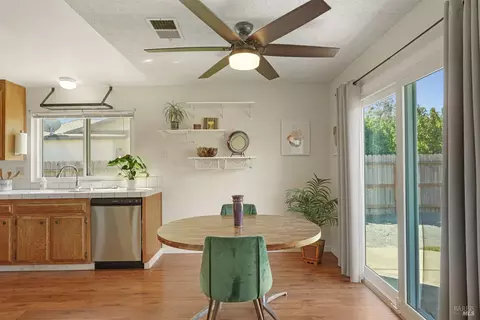 Dining - 775 Oakbrook Dr, Fairfield, CA 94534 photo 1 of 1