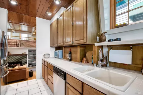 36 E Pier, Sausalito, CA 94965 photo 7