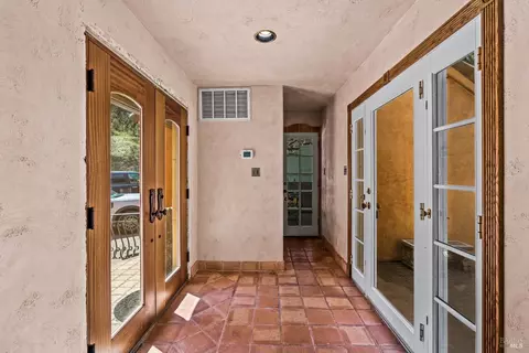 Entry Way - 2145 NW Mount Veeder Rd, Napa, CA 94558 photo 1 of 6