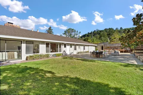 Exterior - 4 Ranch Rd, San Rafael, CA 94903 photo 7 of 22