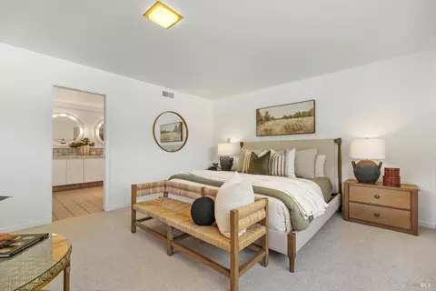 Bedroom - 4 Ranch Rd, San Rafael, CA 94903 photo 1 of 8