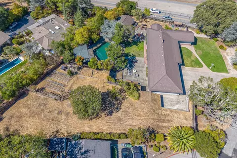 View/Area - 4 Ranch Rd, San Rafael, CA 94903 photo 2 of 5