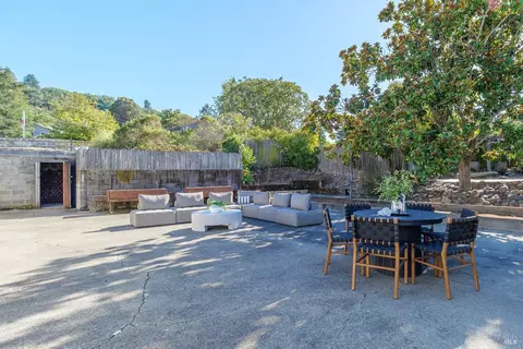Exterior - 4 Ranch Rd, San Rafael, CA 94903 photo 15 of 22