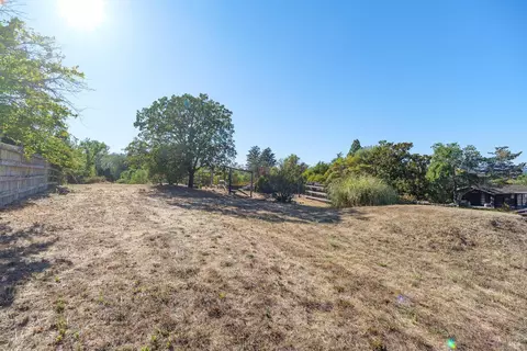 Exterior - 4 Ranch Rd, San Rafael, CA 94903 photo 18 of 22