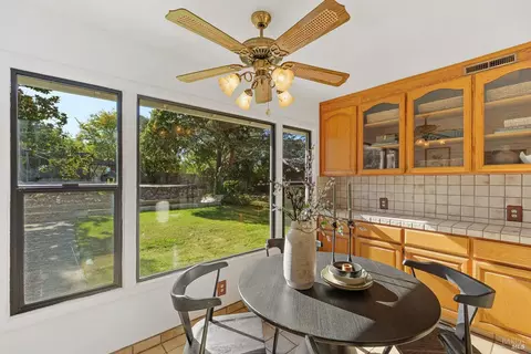 Dining - 4 Ranch Rd, San Rafael, CA 94903 photo 4 of 4