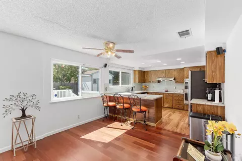 Other - 571 Gregory Dr, Vacaville, CA 95687 photo 5 of 7