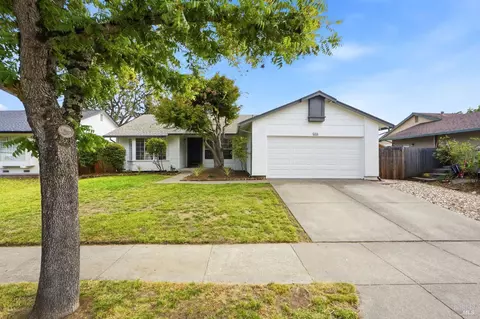 2436 Valley West Dr, Santa Rosa, CA 95401