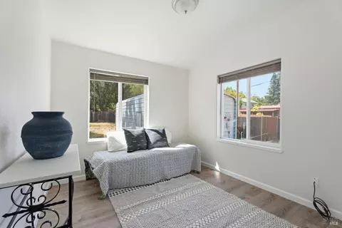 565 Milani Dr, Ukiah, CA 95482 photo 13
