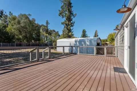 565 Milani Dr, Ukiah, CA 95482 photo 17