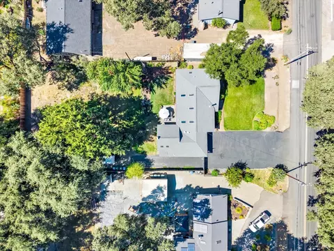 View/Area - 136 Mark West Station Rd, Windsor, CA 95492 photo 1 of 9