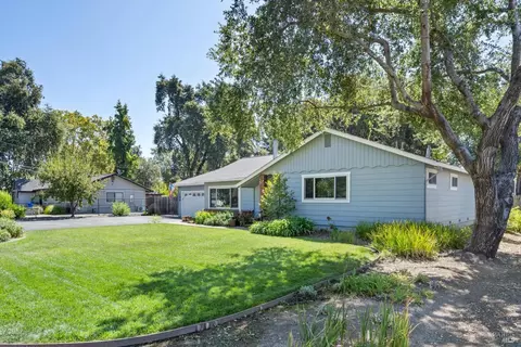 Exterior - 136 Mark West Station Rd, Windsor, CA 95492 photo 5 of 22