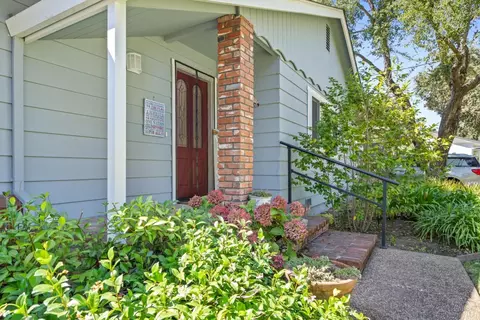 Exterior - 136 Mark West Station Rd, Windsor, CA 95492 photo 10 of 22
