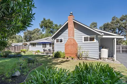 Exterior - 136 Mark West Station Rd, Windsor, CA 95492 photo 13 of 22