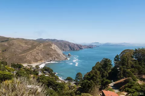View/Area - 79 Seacape Dr, Muir Beach, CA 94965 photo 4 of 5