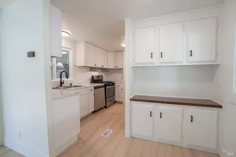 700 E Gobbi St #26, Ukiah, CA 95482 photo 9