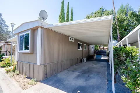 700 E Gobbi St #26, Ukiah, CA 95482 photo 2