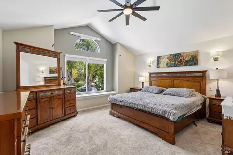 Bedroom - 302 Desiree Pl, Windsor, CA 95492 photo 4 of 5