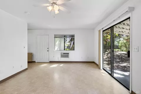 Living - 767 Joni Ct, Windsor, CA 95492 photo 4 of 4