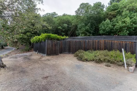 Exterior - 2398 Poppy Ter, Willits, CA 95490 photo 8 of 32