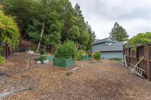 Exterior - 2398 Poppy Ter, Willits, CA 95490 photo 20 of 32