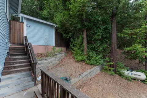 Exterior - 2398 Poppy Ter, Willits, CA 95490 photo 29 of 32