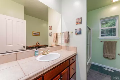 Bath - 2398 Poppy Ter, Willits, CA 95490 photo 1 of 2