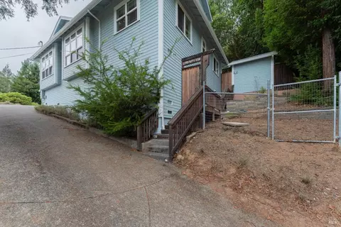 Exterior - 2398 Poppy Ter, Willits, CA 95490 photo 30 of 32