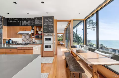 Kitchen - 22138 Hwy 1, Jenner, CA 95450 photo 3 of 6
