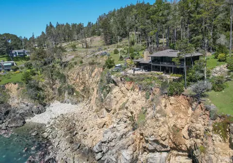View/Area - 22138 Hwy 1, Jenner, CA 95450 photo 5 of 8