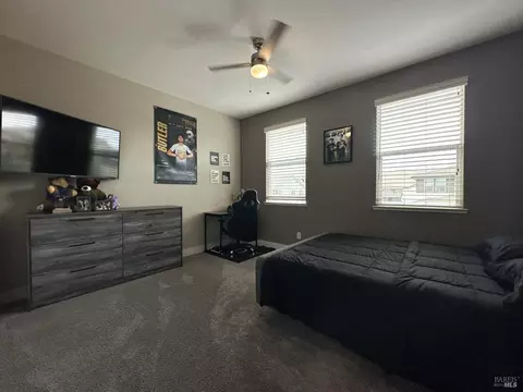 Bedroom - 2408 Azure Pl, Fairfield, CA 94533 photo 6 of 8