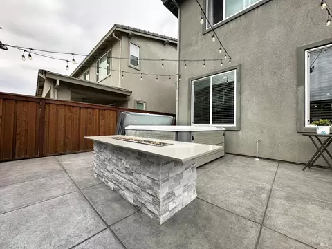 Exterior - 2408 Azure Pl, Fairfield, CA 94533 photo 5 of 12