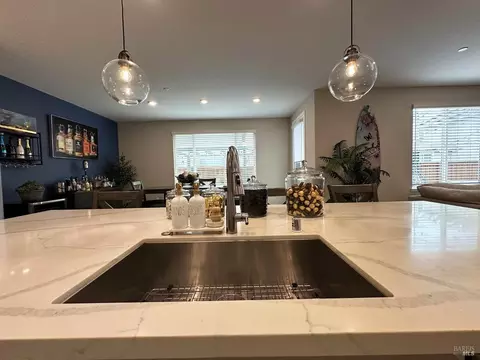 Kitchen - 2408 Azure Pl, Fairfield, CA 94533 photo 5 of 9