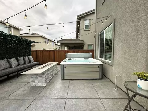 Exterior - 2408 Azure Pl, Fairfield, CA 94533 photo 4 of 12