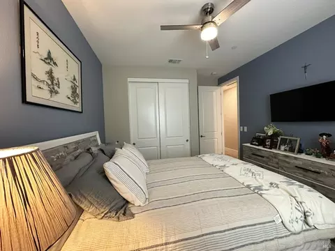 Bedroom - 2408 Azure Pl, Fairfield, CA 94533 photo 7 of 8
