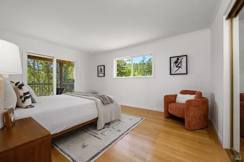 Bedroom - 646 Ridgewood Ave, Mill Valley, CA 94941 photo 2 of 4