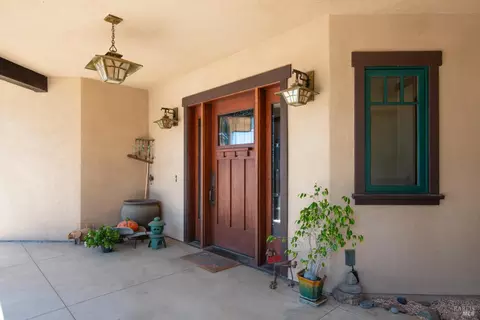 Entry Way - 26876 River Rd, Cloverdale, CA 95425 photo 1 of 2