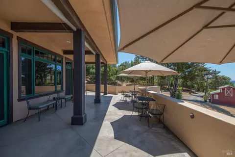 Exterior - 26876 River Rd, Cloverdale, CA 95425 photo 3 of 10