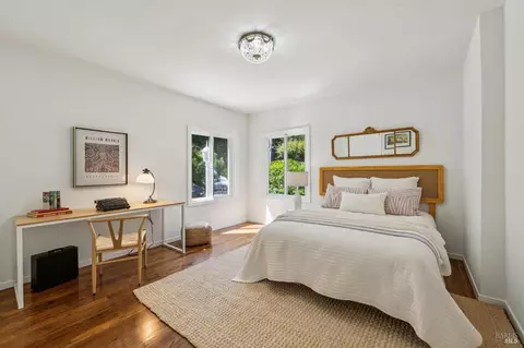 Bedroom - 40-42 Central Ave, Sausalito, CA 94965 photo 5 of 6